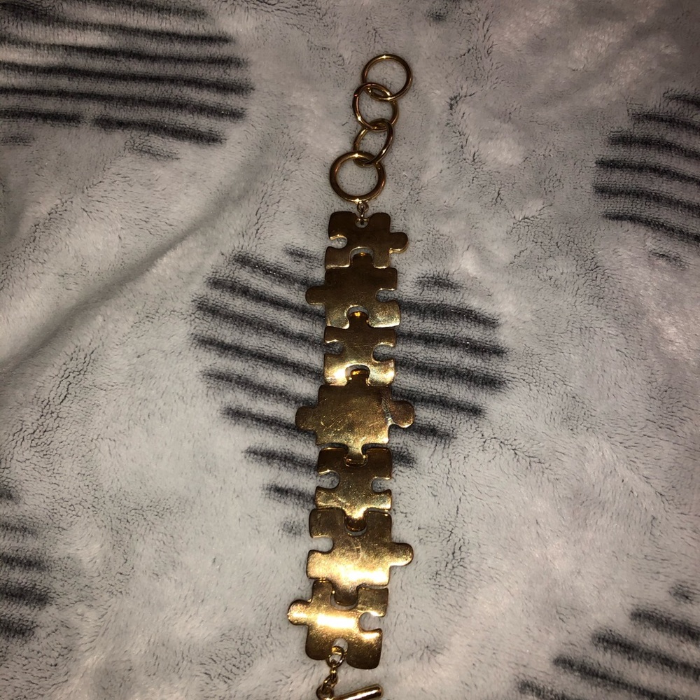 Jewelry accessory bundle - Picture 3 of 8